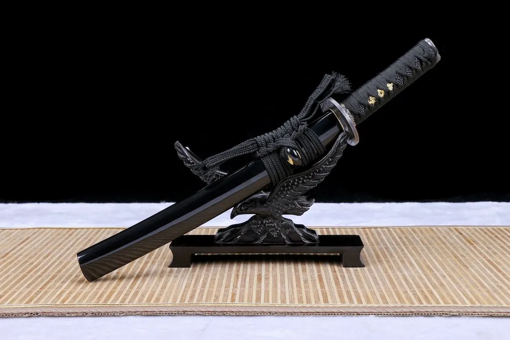 Tanto – T10 Steel Leaf Hamon Clay-Tempered Blade | Tachibana-michi